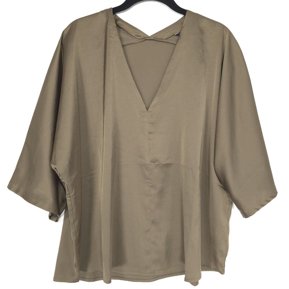 BANANA REPUBLIC Womenโs New Dolman Top Blouse LARGE Olive Green V Relaxed Satin